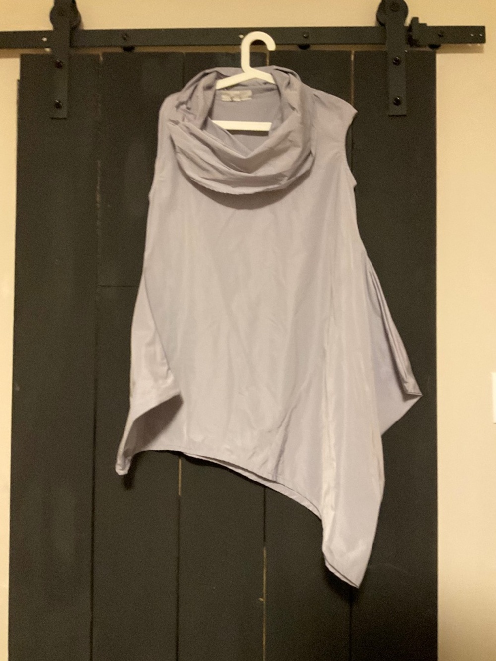 Fantastic tunic by Bryn Walker in memory church size XS..color dove